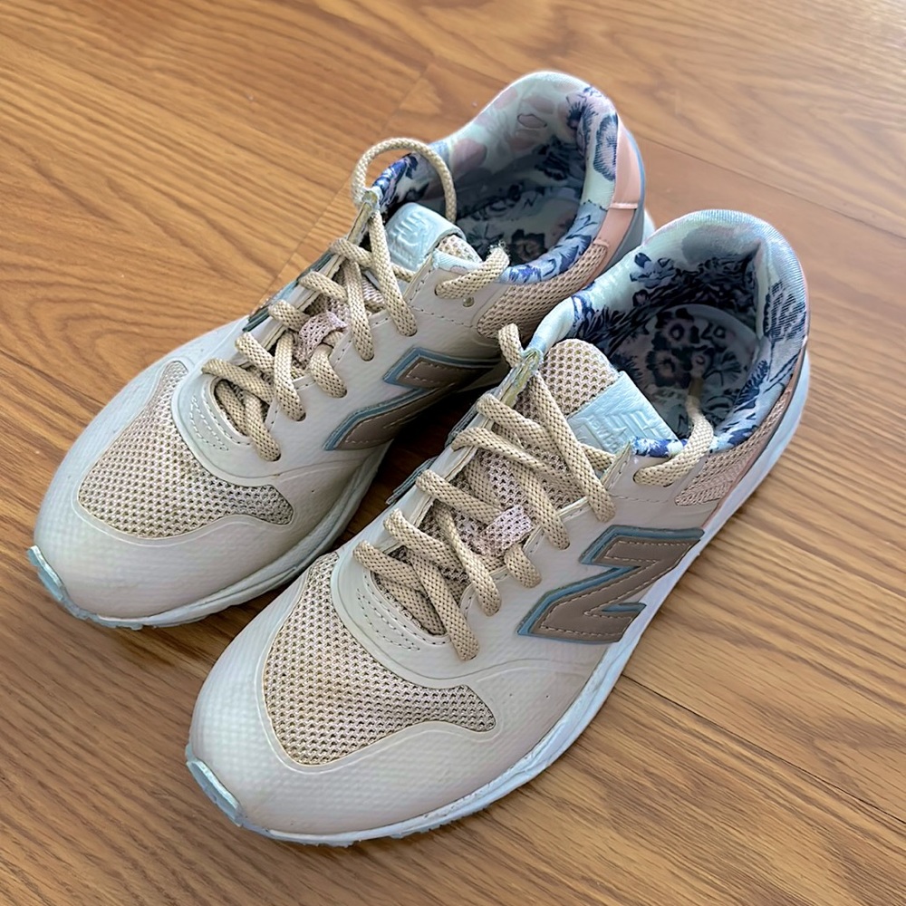New Balance Sneakers